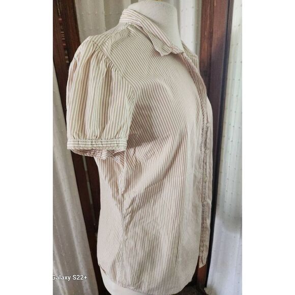 Gap striped button-up top - Picture 1 of 8